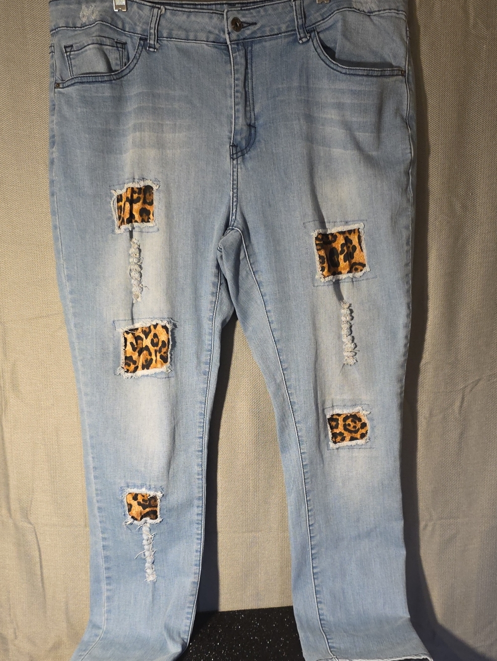 Lucky & Blessed Light Blue Skinny Jeans with Leopard Patch